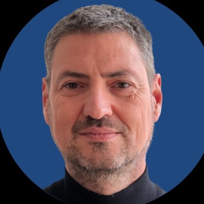 Hervé Caillard, Sacha Strategy