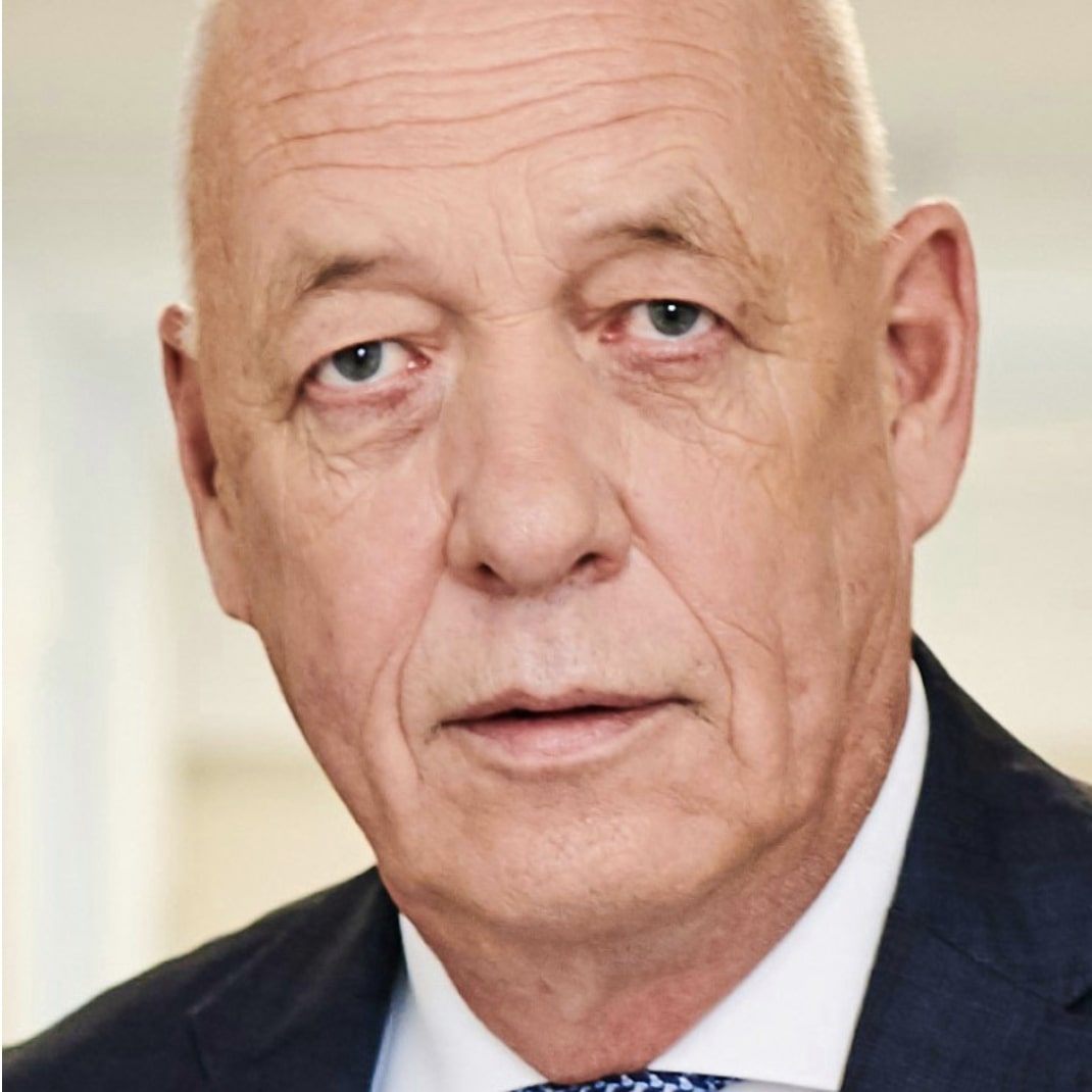 Ulrich Helmdach, Merca Leasing